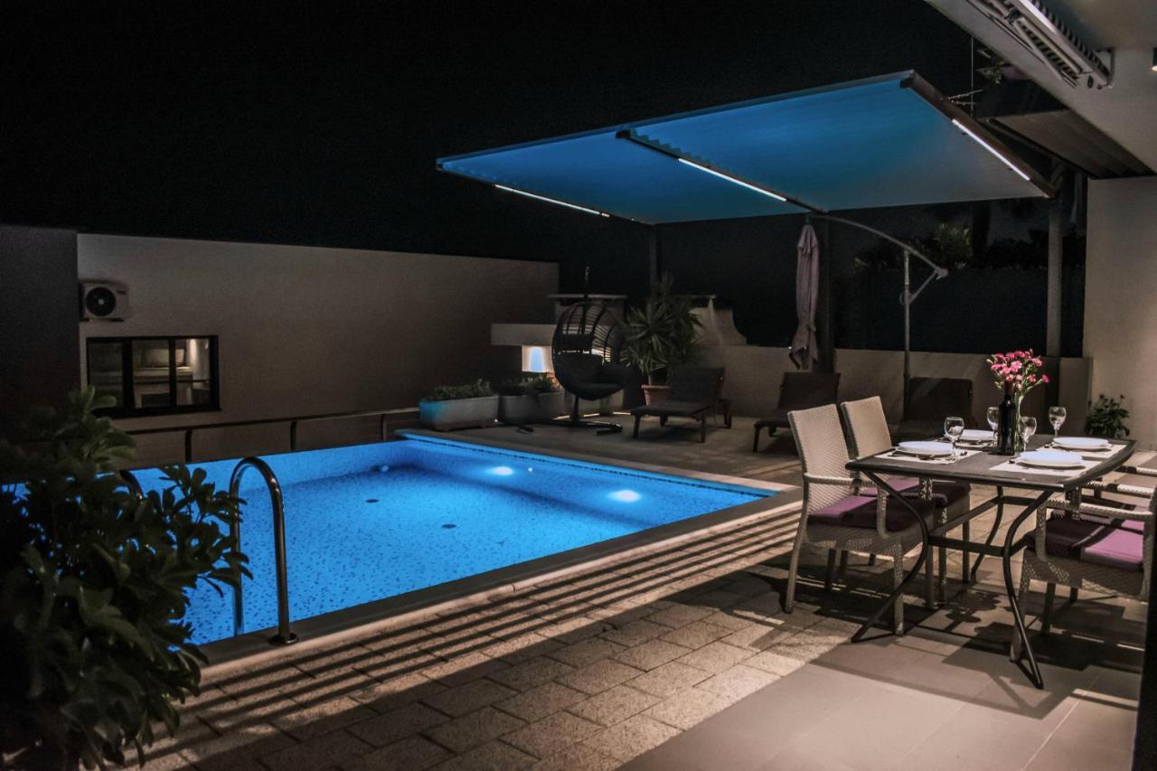 Apartment With Private Pool "Patricia" Makarska Exterior photo